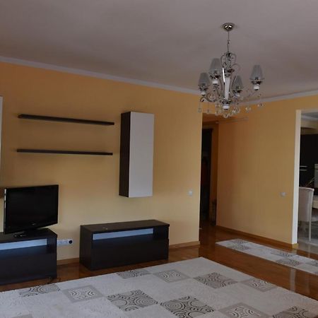 Apartament Community Complex Сибиу Екстериор снимка